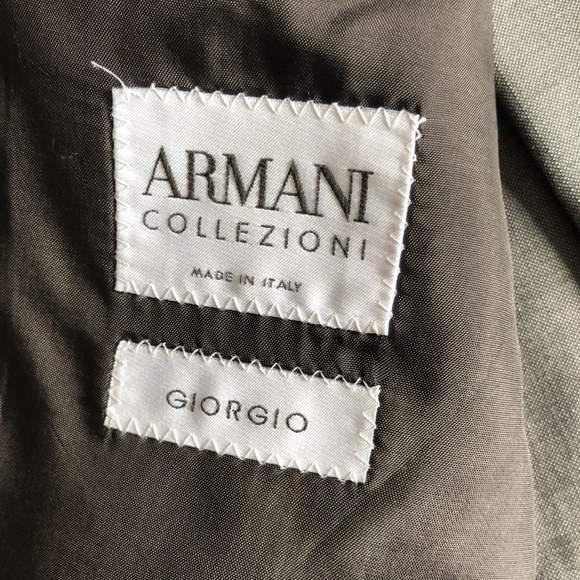 Armani suit - Picture 4 of 7